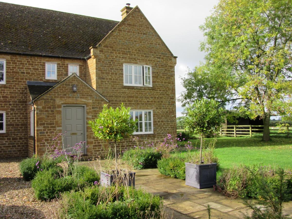 Weston Hill Farm Bed & Breakfast Moreton Pinkney Екстериор снимка