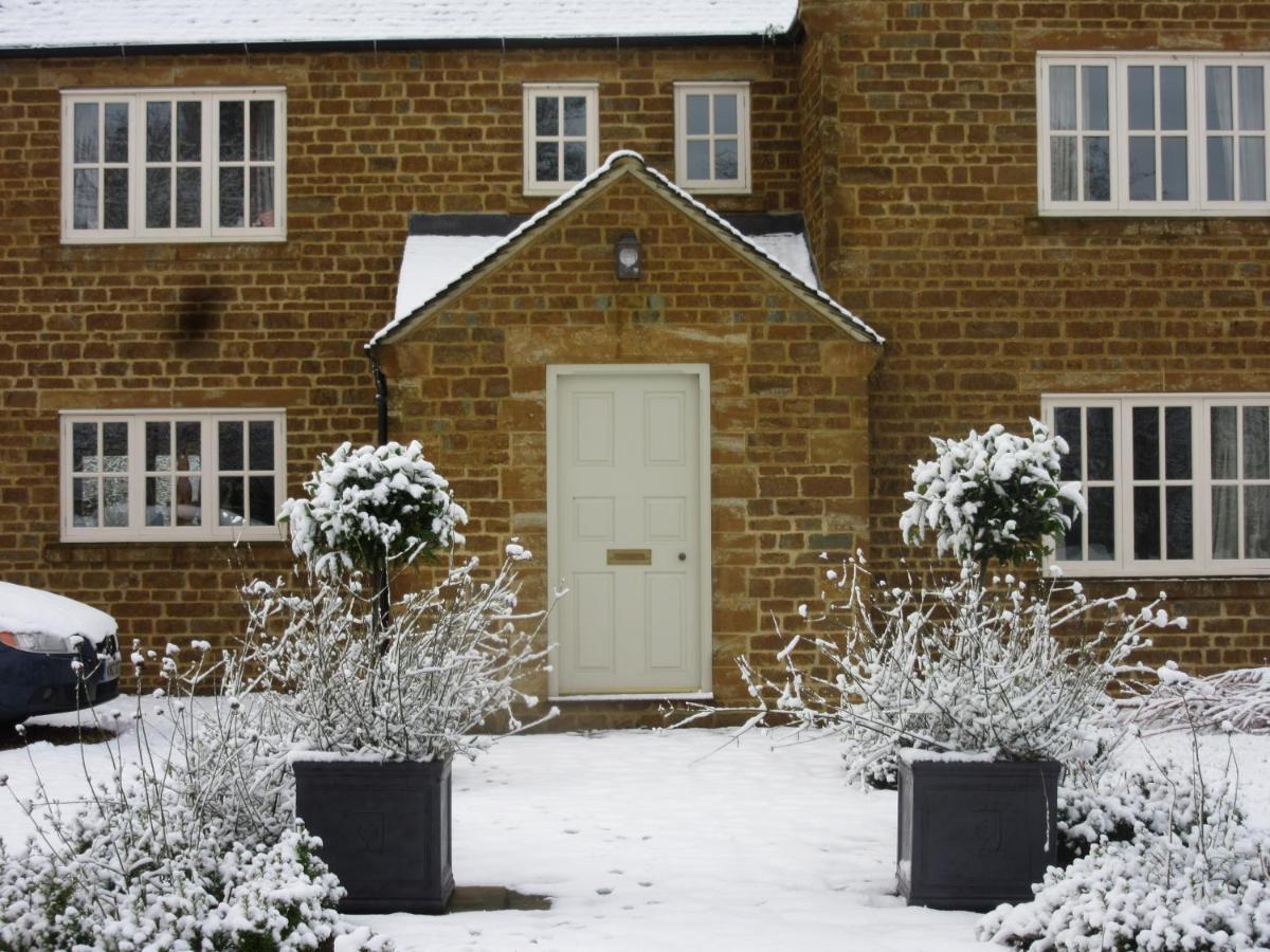 Weston Hill Farm Bed & Breakfast Moreton Pinkney Екстериор снимка